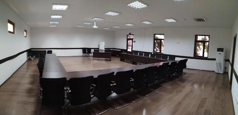 Avenue Park Hotel Yusufkhona Esterno foto